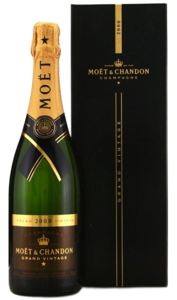 Moet & Chandon 2000 Grand Vintage Champagne 75cl, Threshers