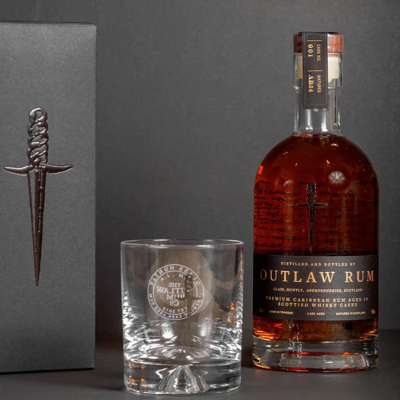 Outlaw Rum Flagship Blend Premium Gift Set 70cl