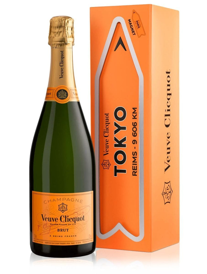 Veuve Clicquot Champagne Arrow Magnet - Tokyo
